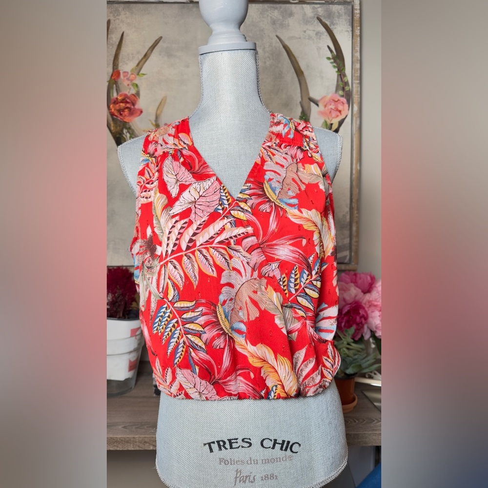 Rachel Roy floral v neck top